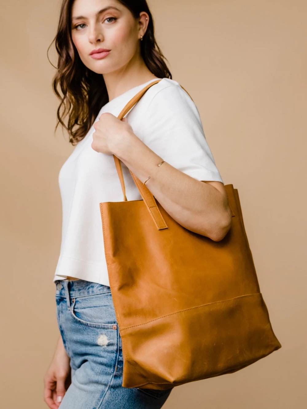 Able Mayume Classic Tote. Like New. - Picture 5 of 5